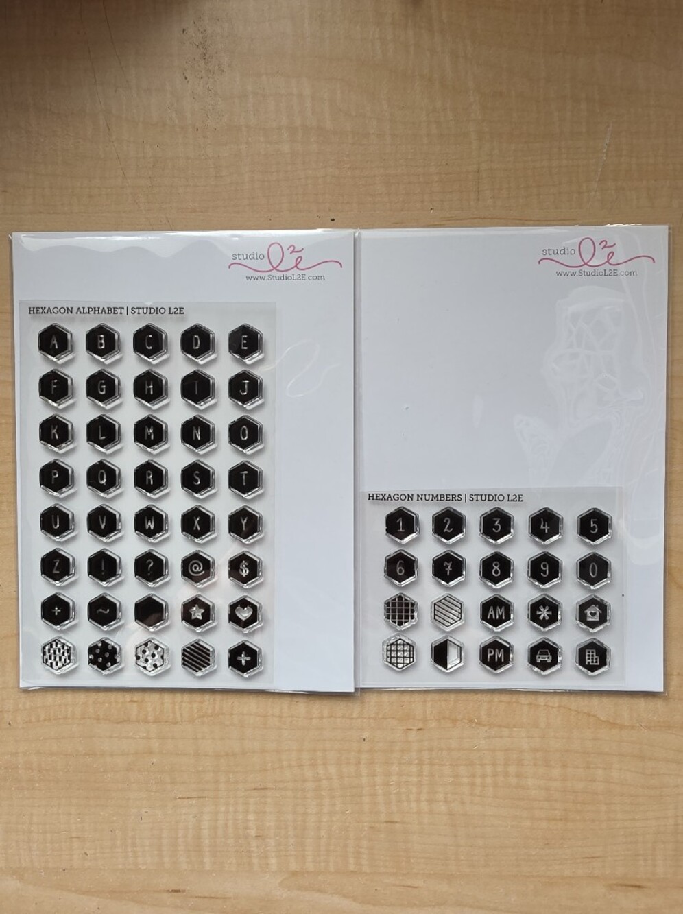 NIP Studio l2e 2014 Hexagon alphabet and numbers (2 pc Set)